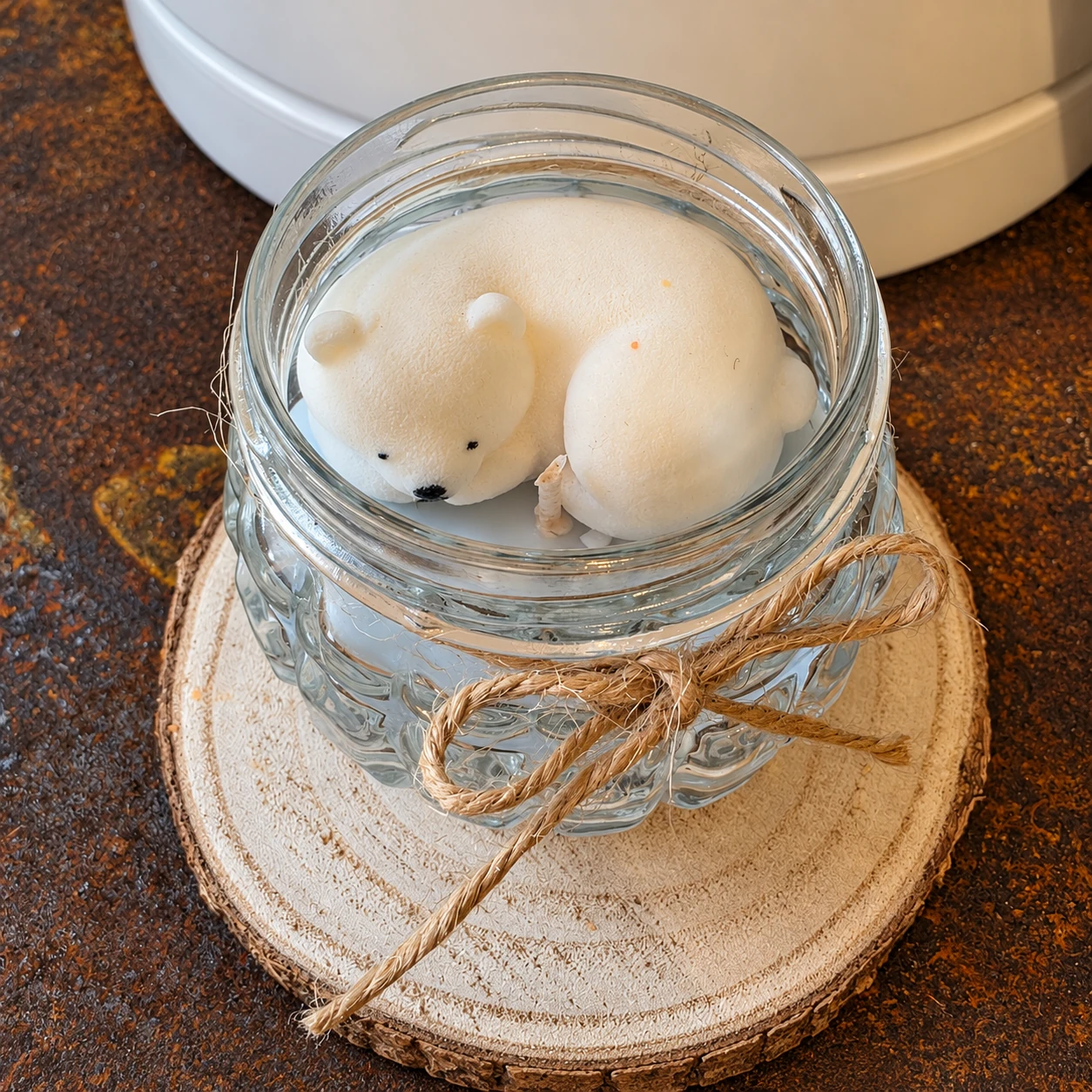 Bougie artisanale Ourson en pot en verre avec petits oursons blancs